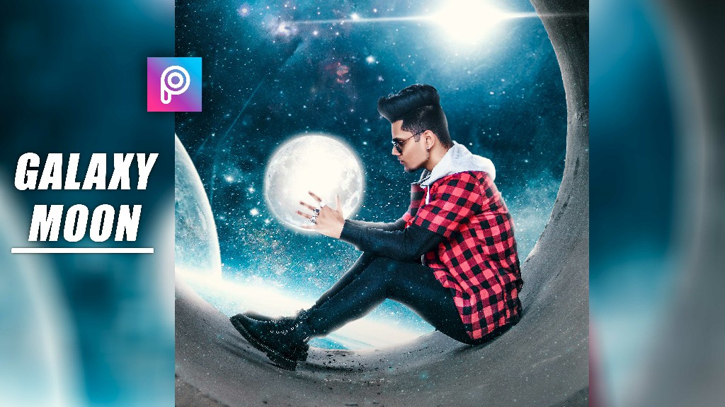 Galaxy-Moon-in-hand-thumbnail